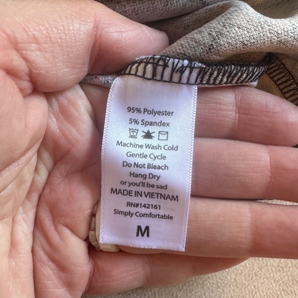 LulaRoe Cassie Pencil Skirt • size medium • NWT - Picture 5 of 7